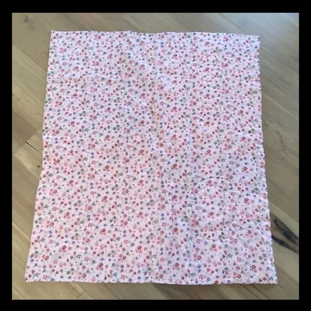 Vintage Handmade Embroidered Baby Crib Blanket Quilt Pink Floral Girls 39x43